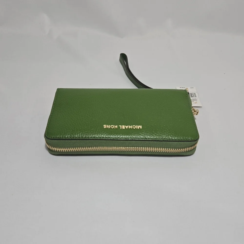 Michael Michael Kors Wristlets True Green LG Flat MF PHN Case Leather Wallet